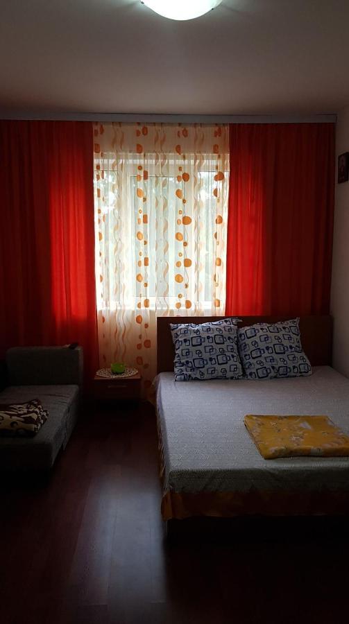 Saturn Chic Studio Apartment Bagian luar foto