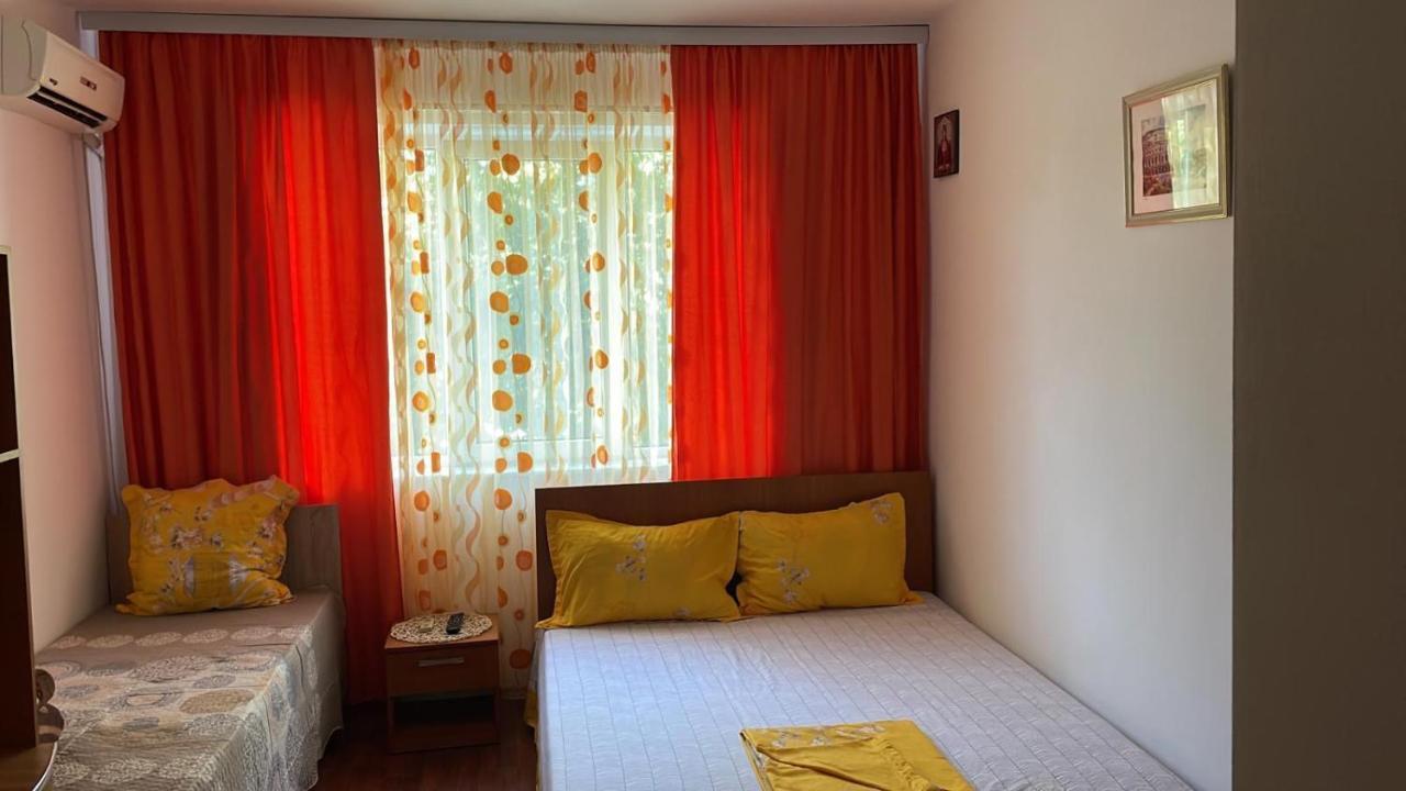 Saturn Chic Studio Apartment Bagian luar foto